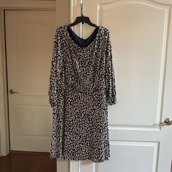 Jessica Howard animal print, navy and cream dress size 22W nwot - Picture 3 of 5